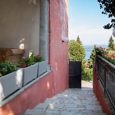 卡萨马瑞恰酒店 *