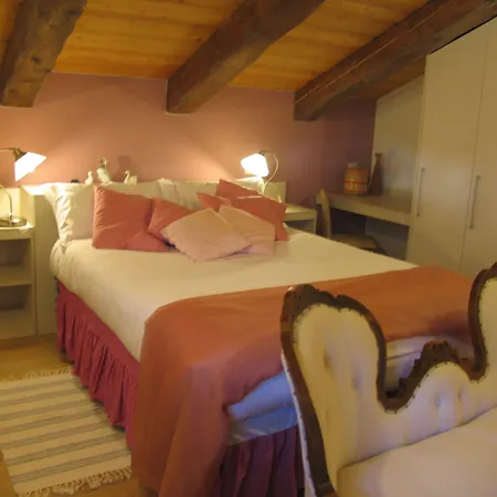 卡萨马瑞恰酒店 *