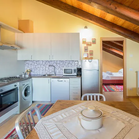 卡萨马瑞恰酒店 *