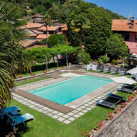 卡萨马瑞恰酒店