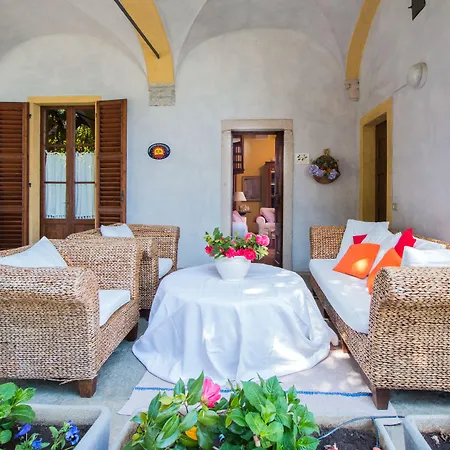 乡村民宿 卡萨马瑞恰酒店 *