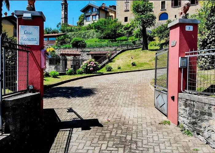 Venkovský dům Casamariuccia Massino Visconti