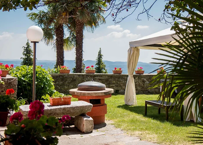 Venkovský dům Casamariuccia Massino Visconti