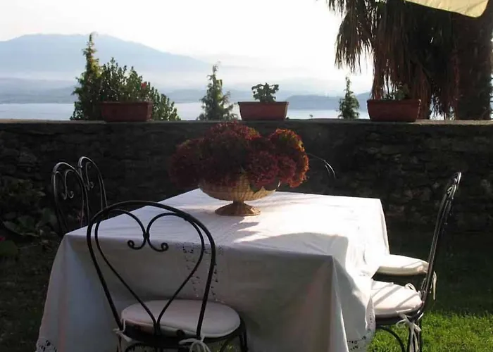 Venkovský dům Casamariuccia Massino Visconti